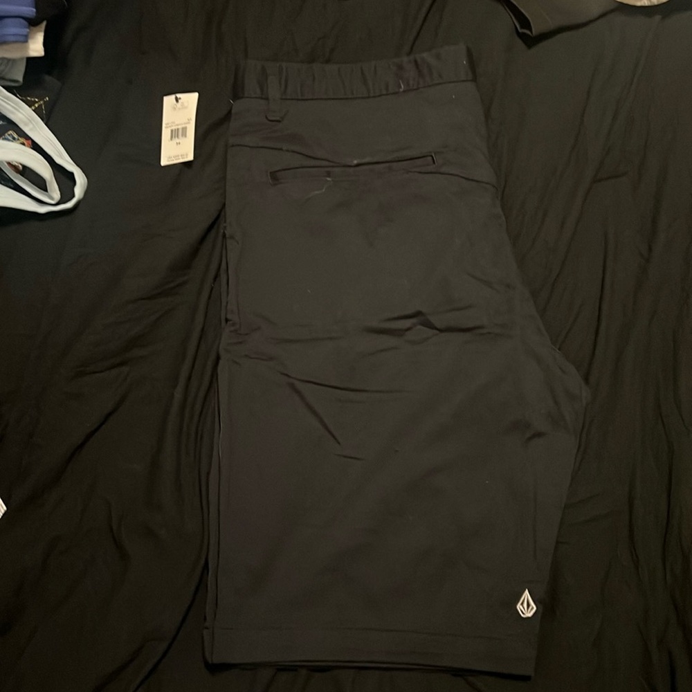 Volcom shorts